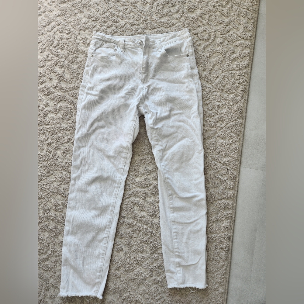 SHEIN Crisp White Ankle Jeans